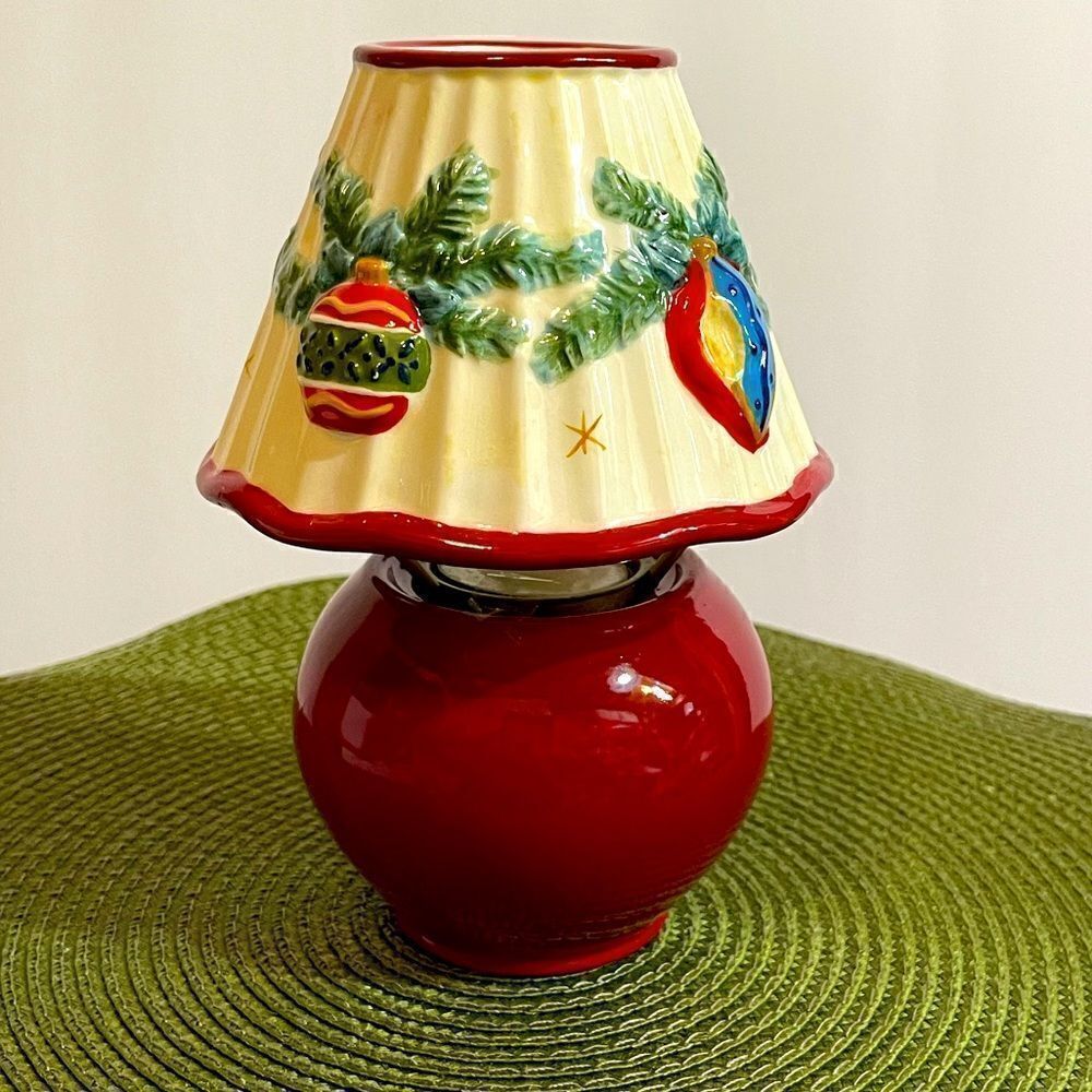Pfaltzgraff Holiday Garland Tea Light Lamp NWT